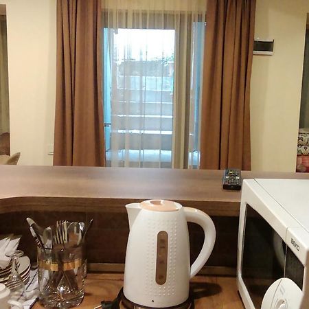 Low Budget Room With King Size Bed Tbilisi Exterior foto