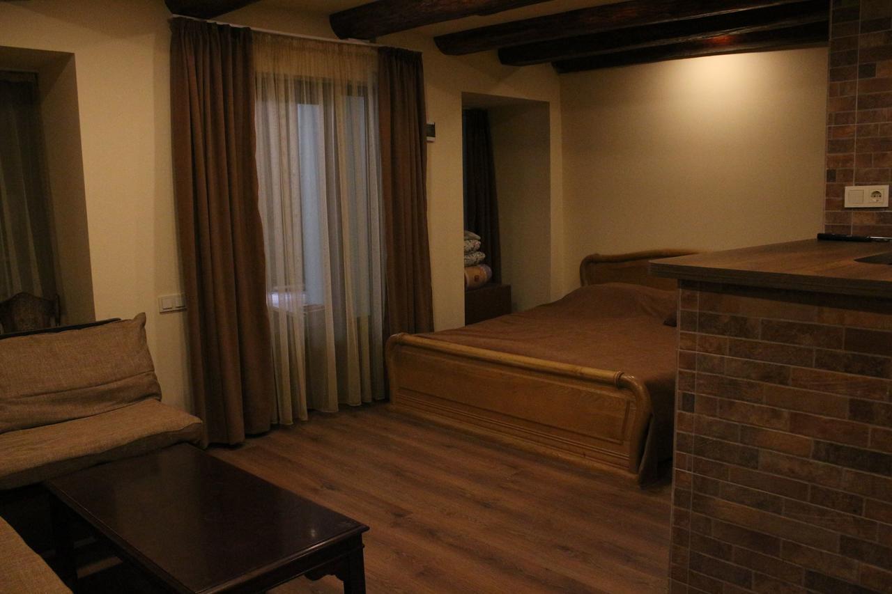 Low Budget Room With King Size Bed Tbilisi Exterior foto