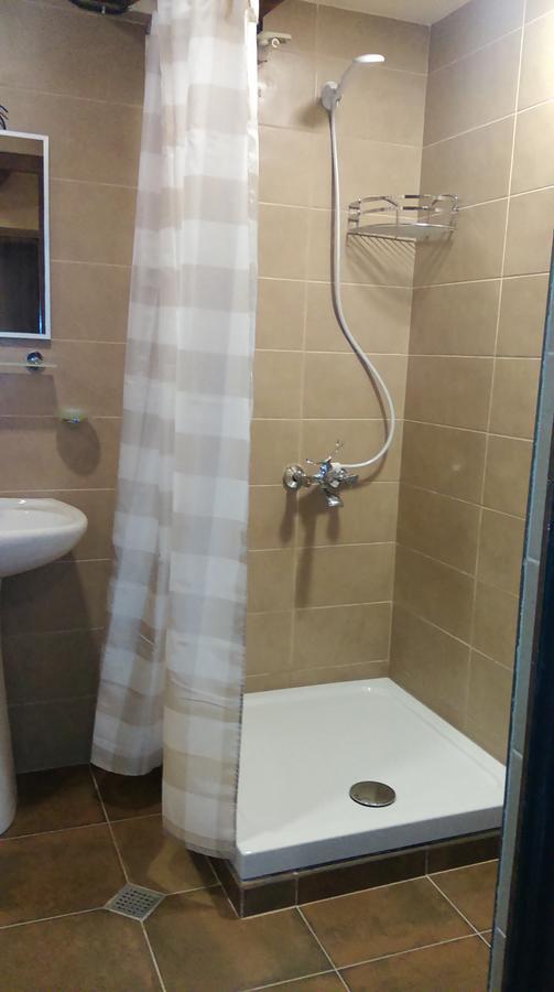 Low Budget Room With King Size Bed Tbilisi Exterior foto