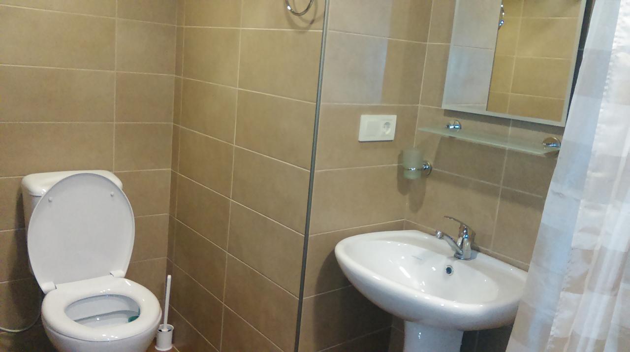 Low Budget Room With King Size Bed Tbilisi Exterior foto