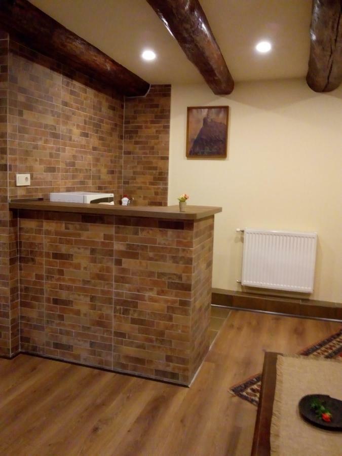 Low Budget Room With King Size Bed Tbilisi Exterior foto